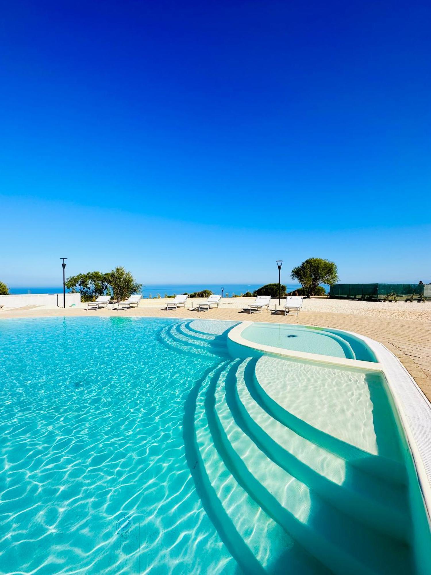 Residence Rocce Rosse Изола-Росса Экстерьер фото