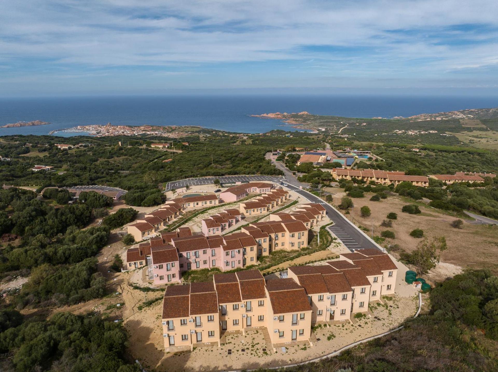 Residence Rocce Rosse Изола-Росса Экстерьер фото
