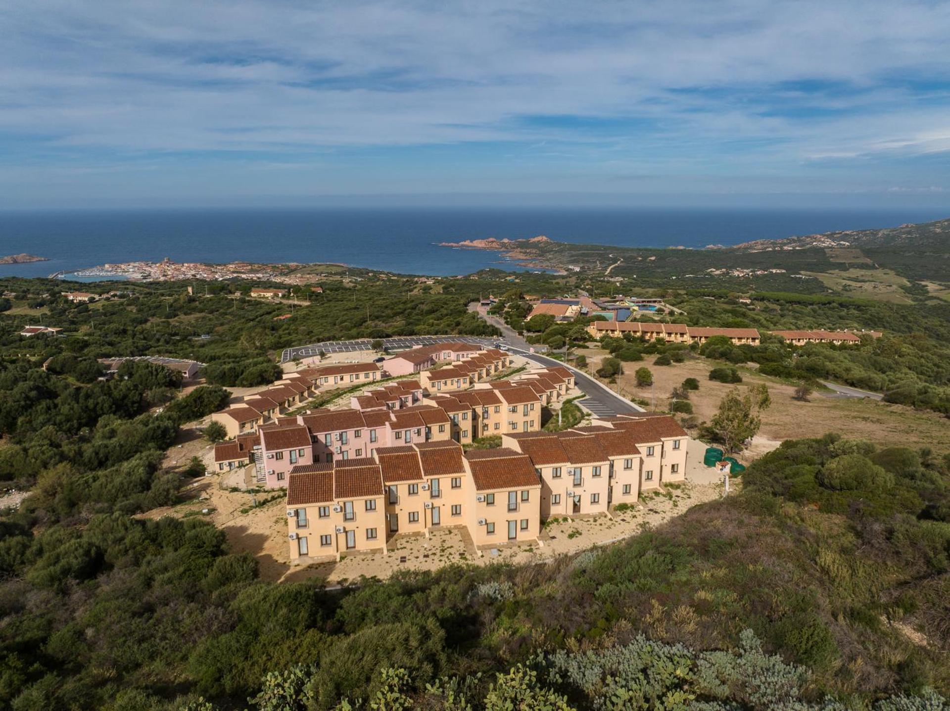 Residence Rocce Rosse Изола-Росса Экстерьер фото